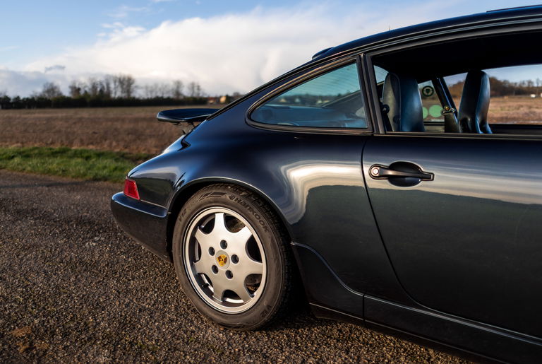 Porsche 964 Carrera 2