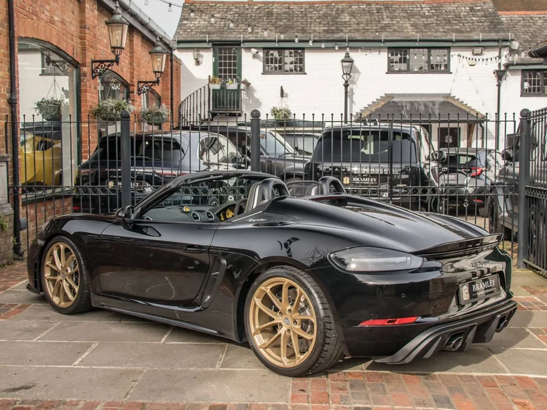 Porsche 718 Spyder