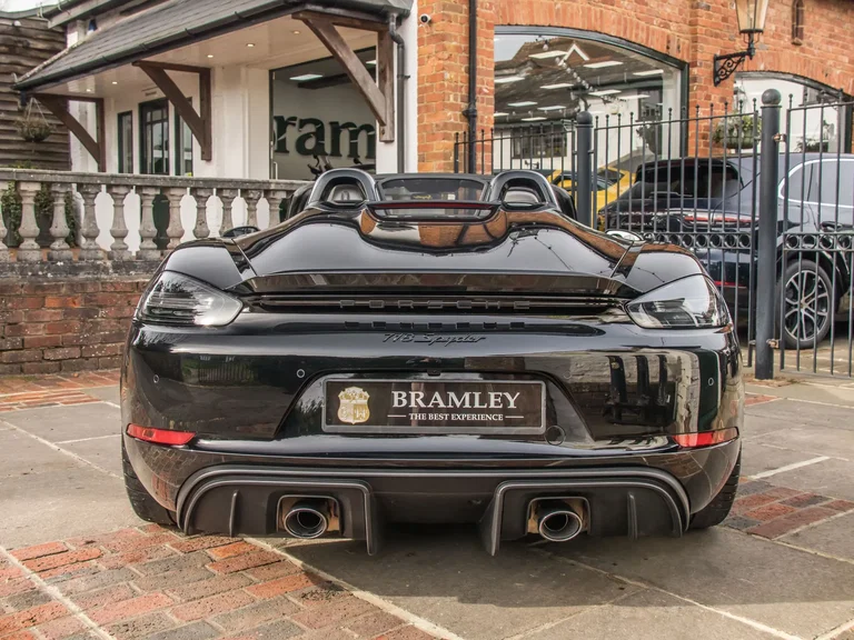 Porsche 718 Spyder