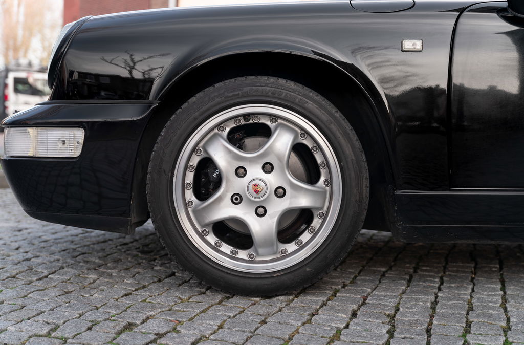 Porsche 964 Carrera 4