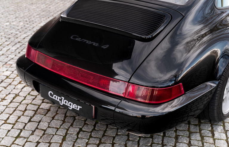 Porsche 964 Carrera 4