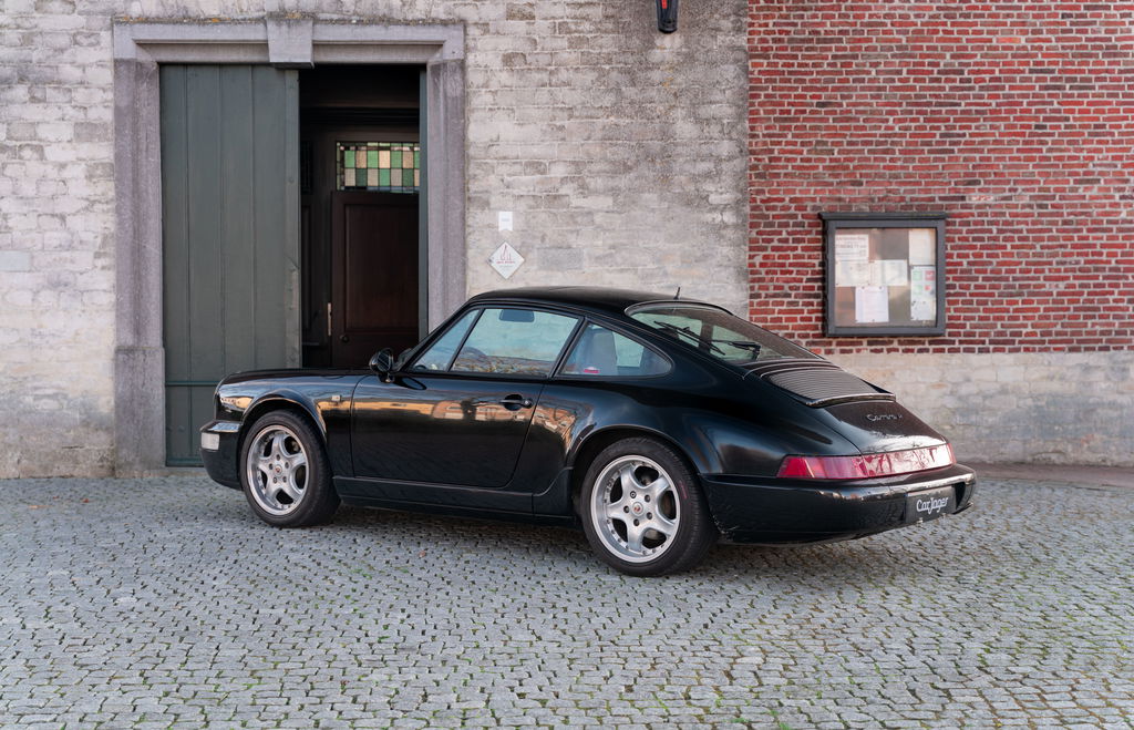 Porsche 964 Carrera 4