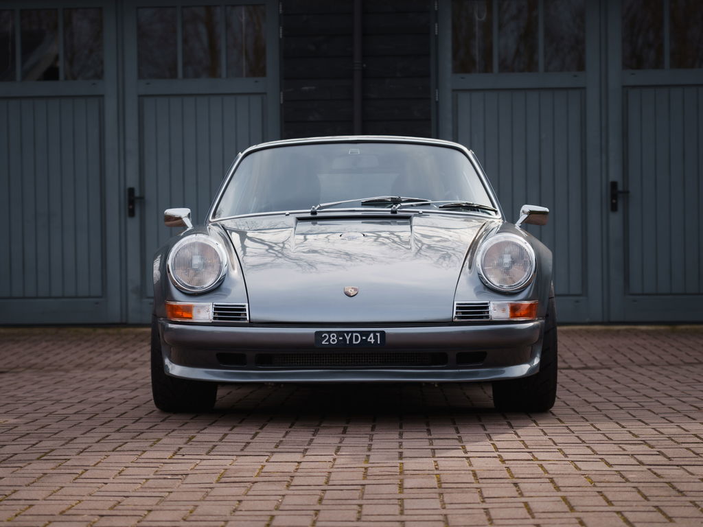 Porsche 911 Backdate