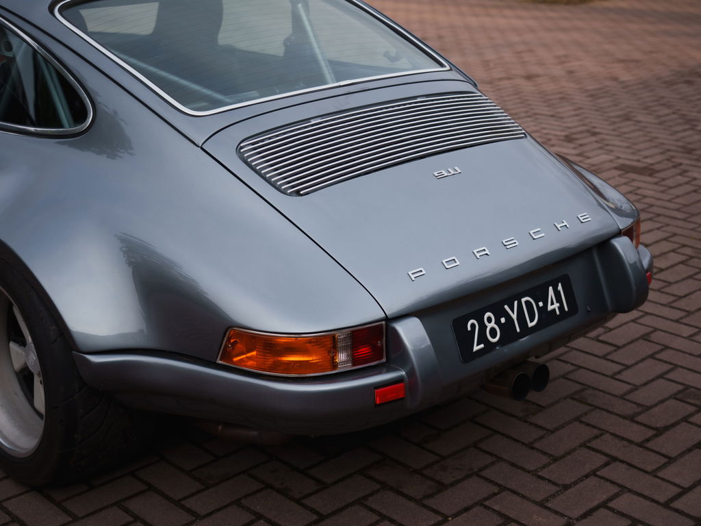 Porsche 911 Backdate