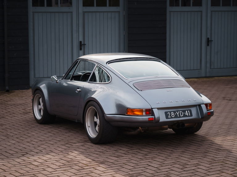 Porsche 911 Backdate