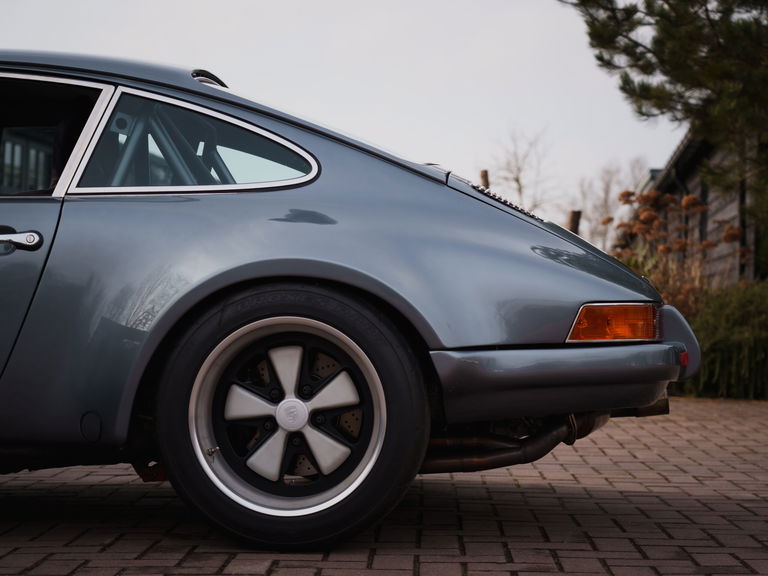 Porsche 911 Backdate