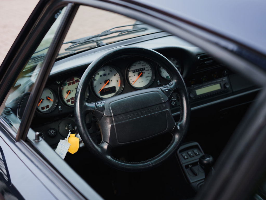 Porsche 964 Carrera 4