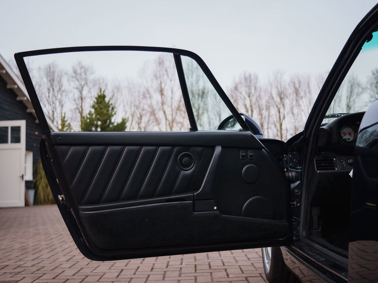 Porsche 964 Carrera 4