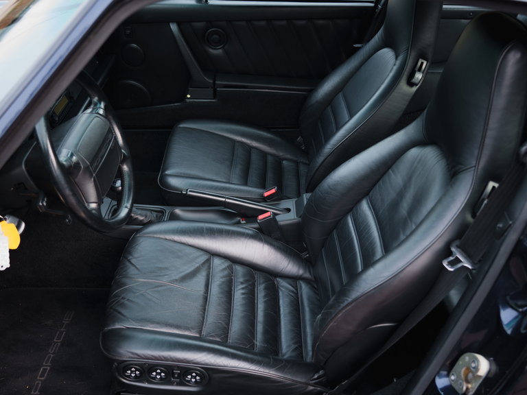 Porsche 964 Carrera 4