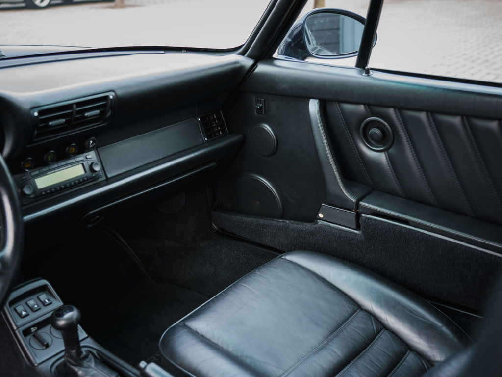 Porsche 964 Carrera 4