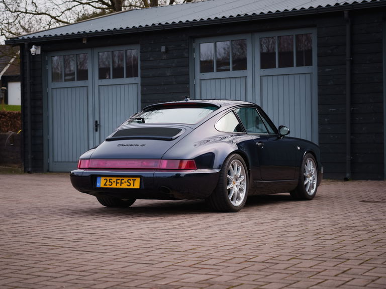 Porsche 964 Carrera 4
