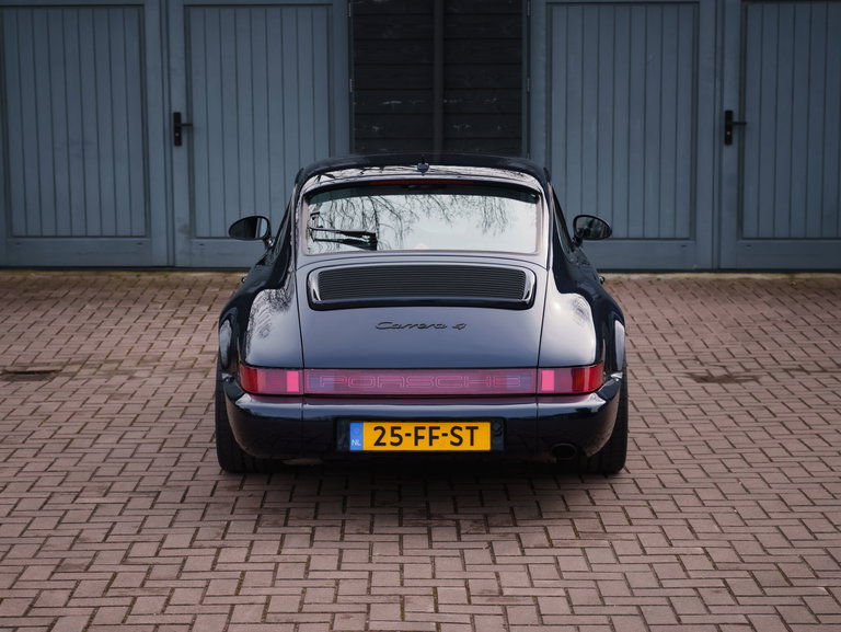 Porsche 964 Carrera 4