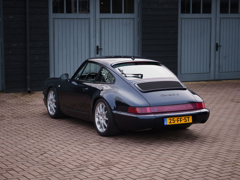 Porsche 964 Carrera 4