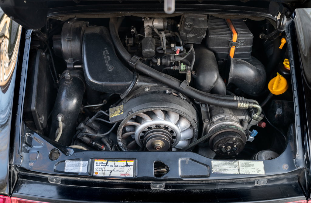 Porsche 964 Carrera 4