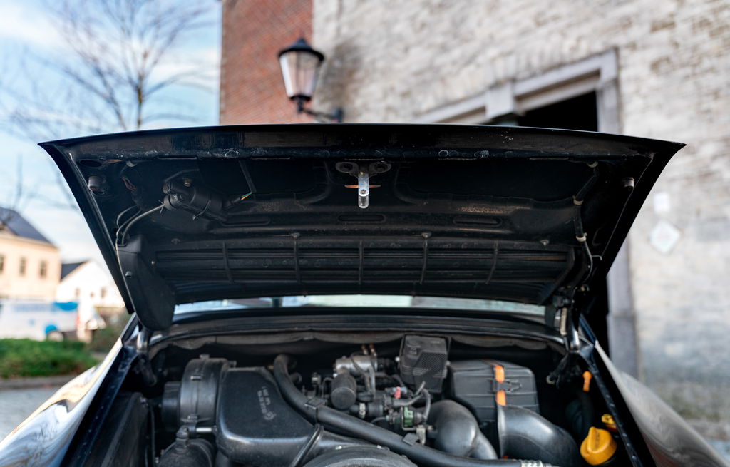 Porsche 964 Carrera 4