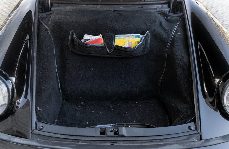 Porsche 964 Carrera 4