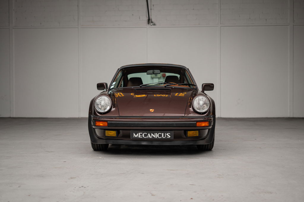 Porsche 911 Turbo 3.3