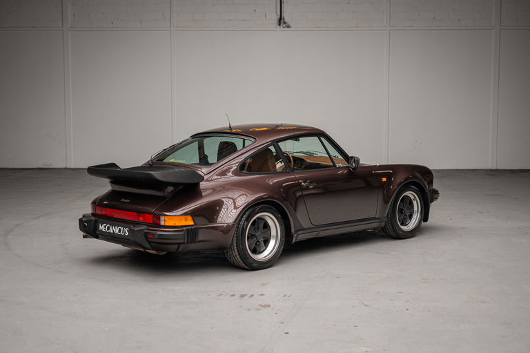 Porsche 911 Turbo 3.3