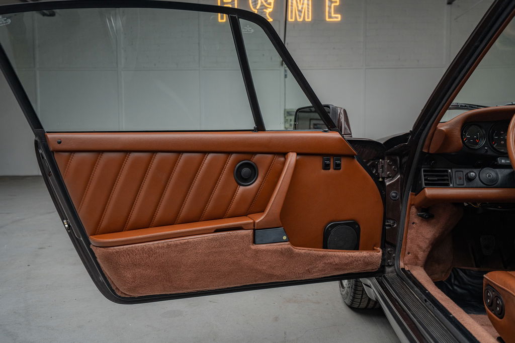 Porsche 911 Turbo 3.3