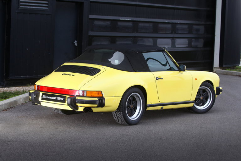 Porsche 911 Carrera 3.2