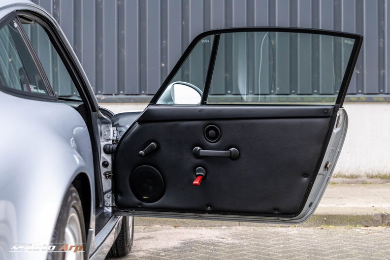 Porsche 964 Carrera RS