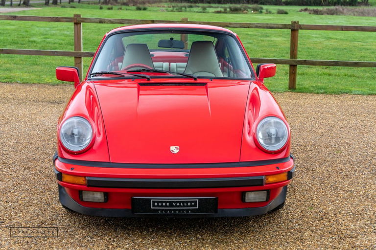 Porsche 911 Carrera 3.2