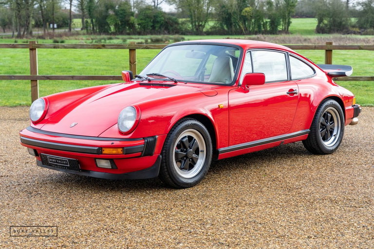 Porsche 911 Carrera 3.2