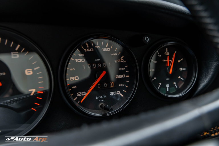 Porsche 964 Carrera RS