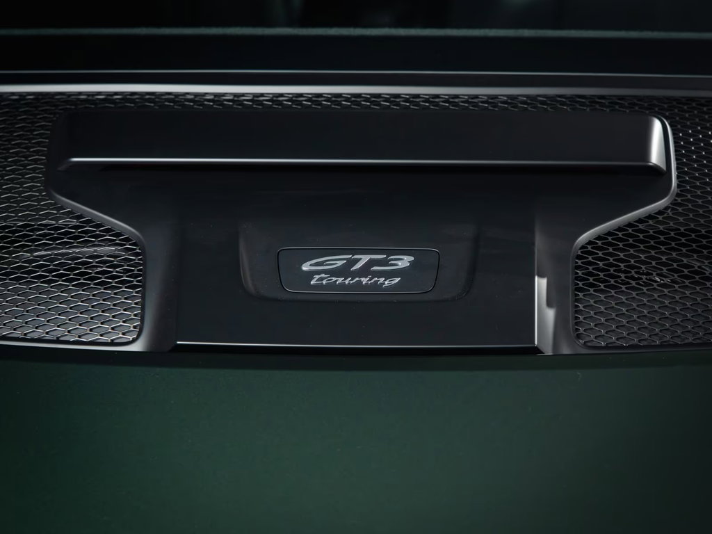 Porsche 992 GT3 Touring