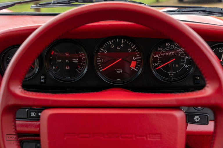 Porsche 911 Carrera 3.2