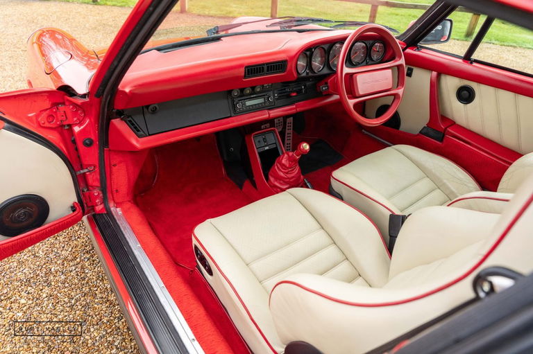 Porsche 911 Carrera 3.2