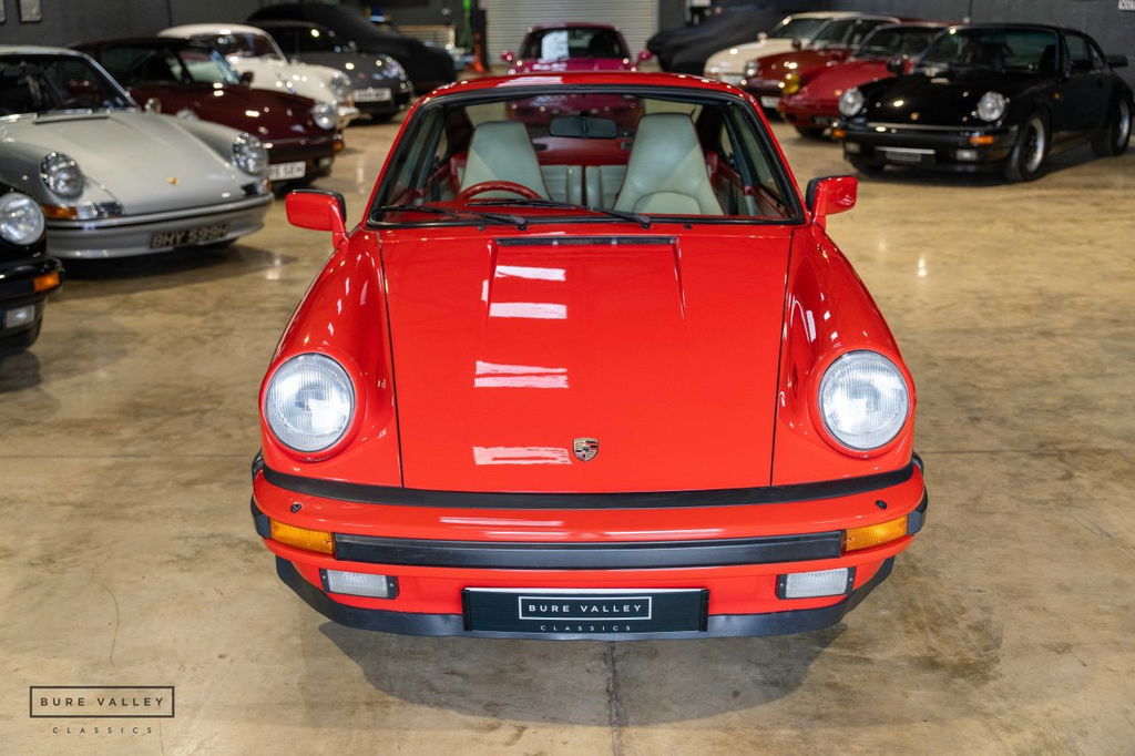 Porsche 911 Carrera 3.2