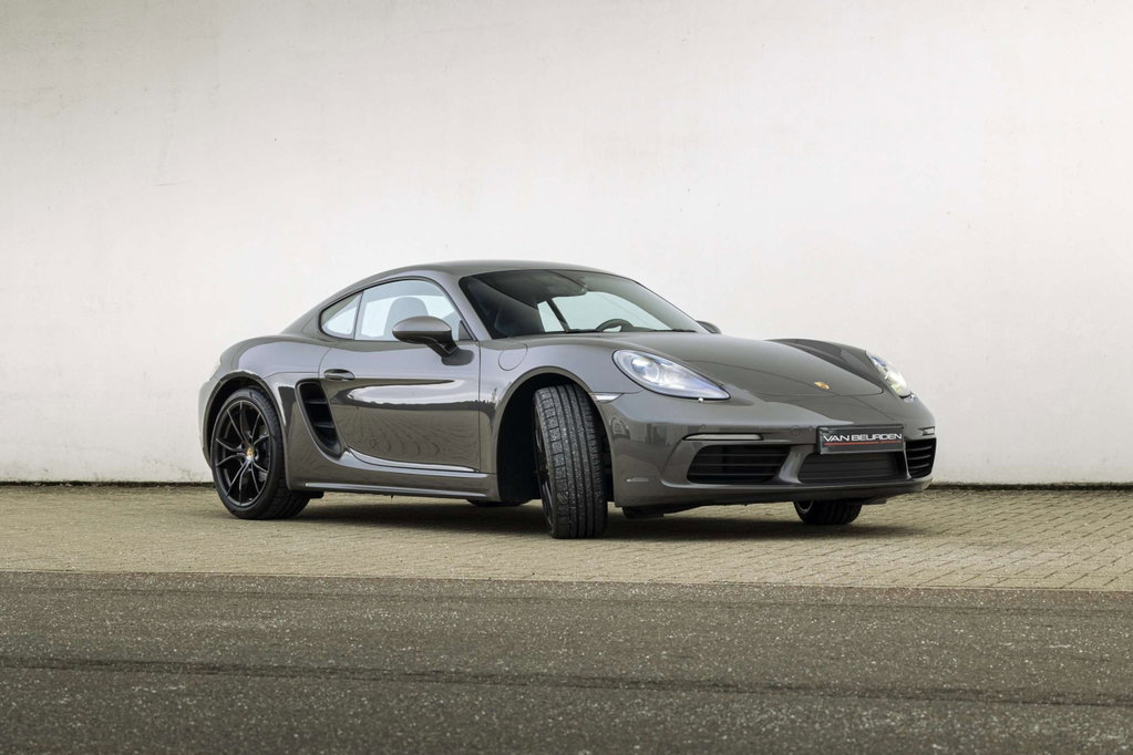 Porsche 718 Cayman