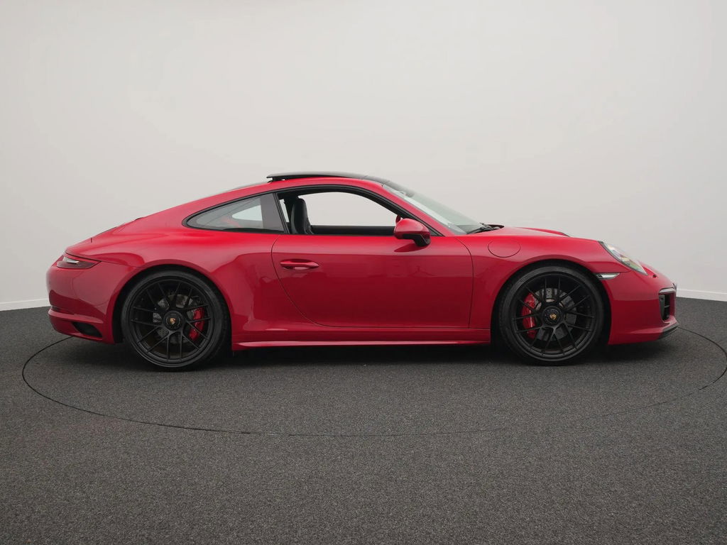 Porsche 991.2 Carrera GTS