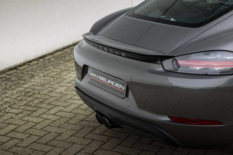 Porsche 718 Cayman