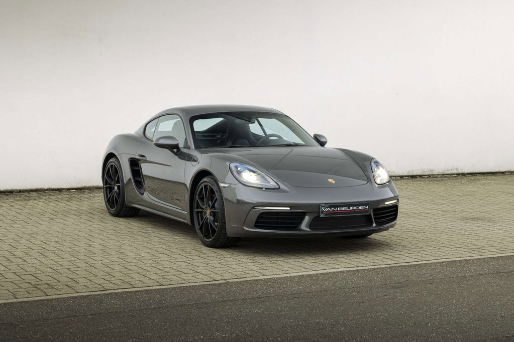 Porsche 718 Cayman
