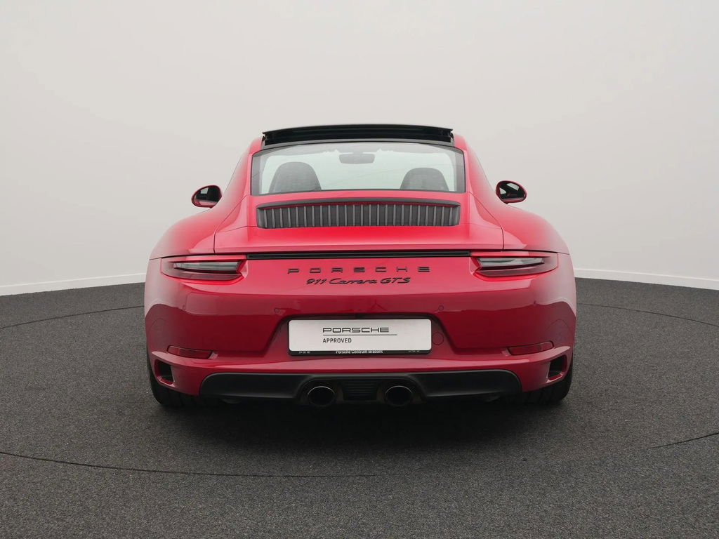 Porsche 991.2 Carrera GTS