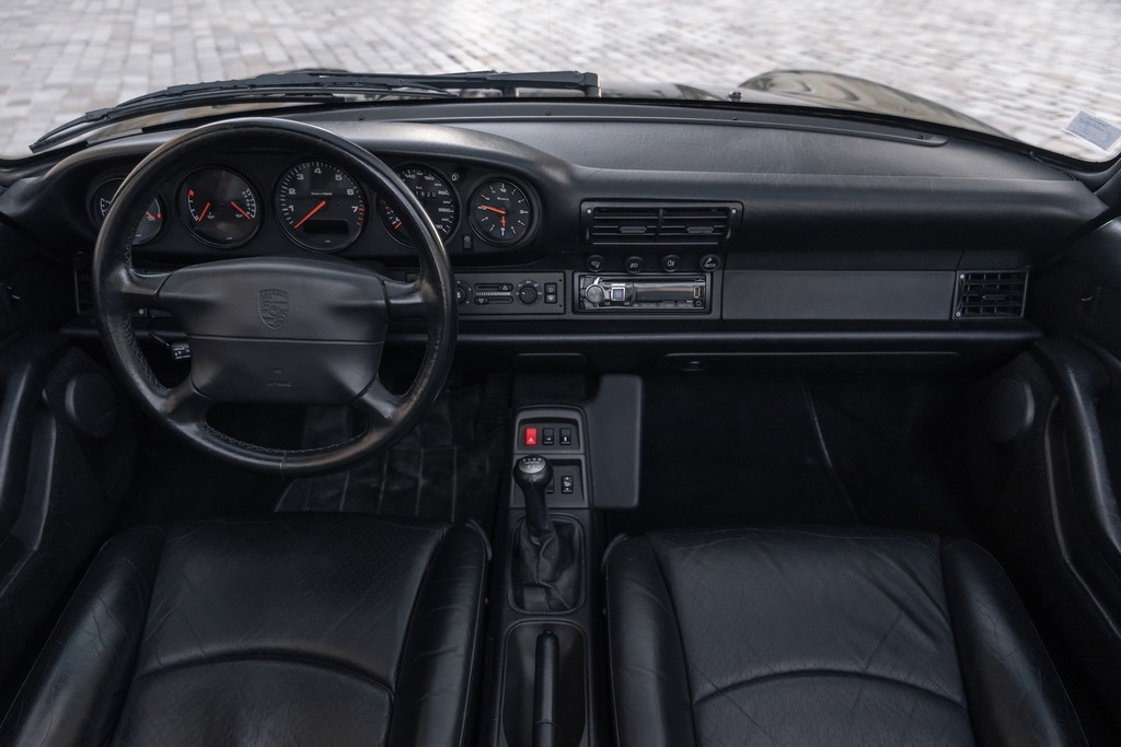 Porsche 993 Carrera 4