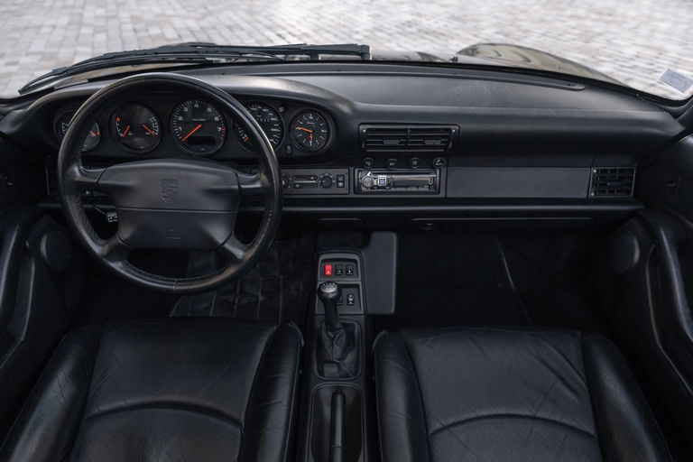 Porsche 993 Carrera 4