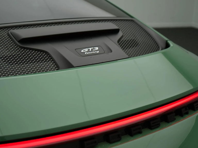 Porsche 992 GT3 Touring