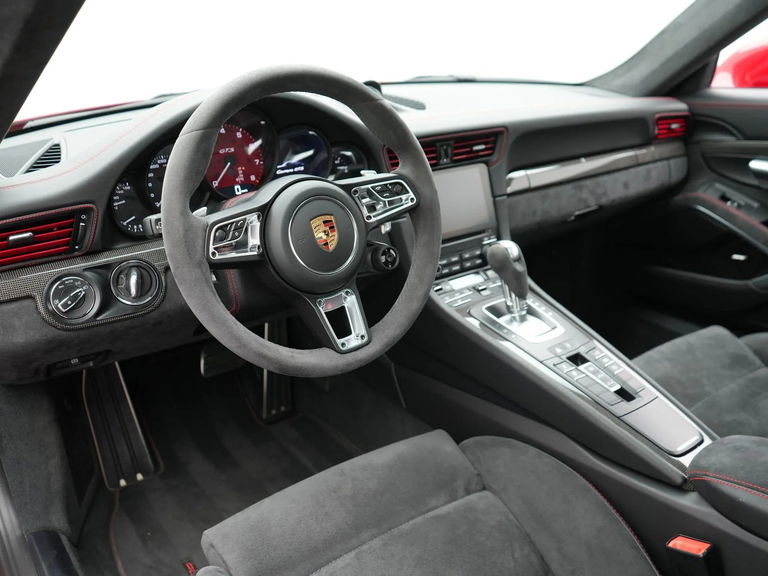 Porsche 991.2 Carrera GTS