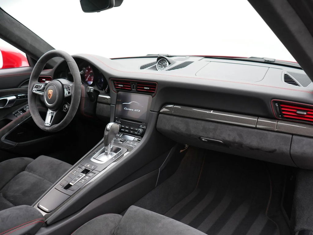 Porsche 991.2 Carrera GTS