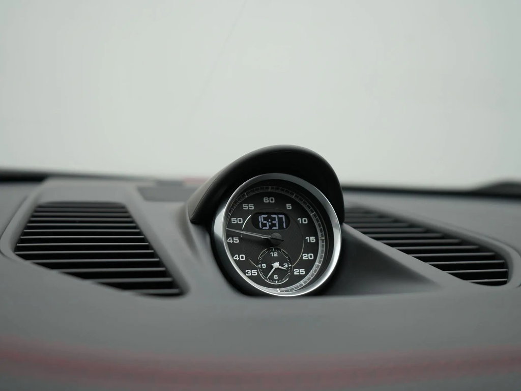 Porsche 991.2 Carrera GTS