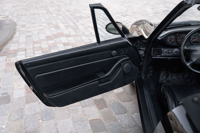 Porsche 993 Carrera 4