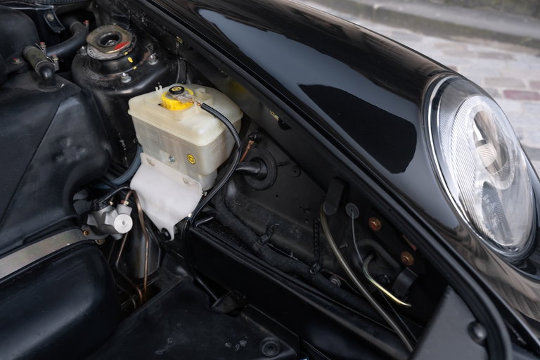 Porsche 993 Carrera 4