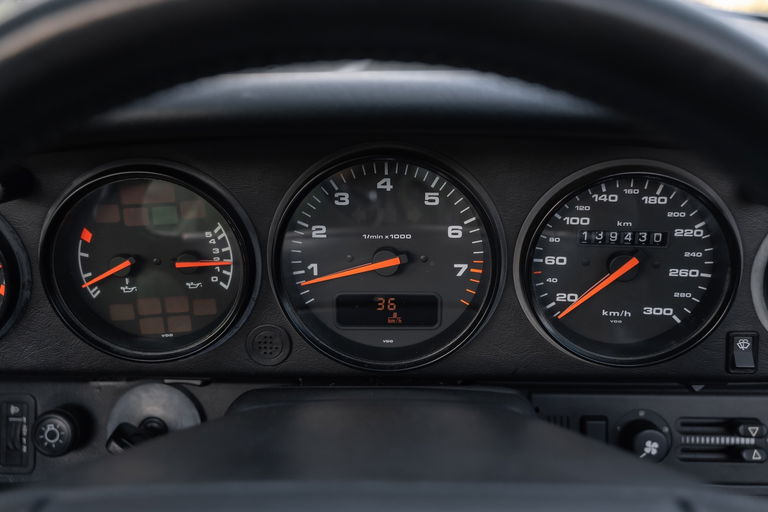 Porsche 964 Carrera 2