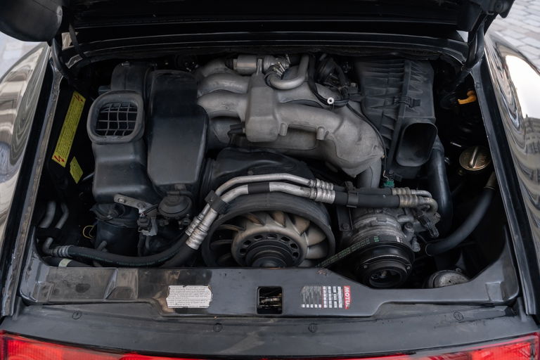 Porsche 993 Carrera 4