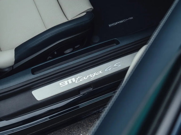 Porsche 992.2 Targa 4S