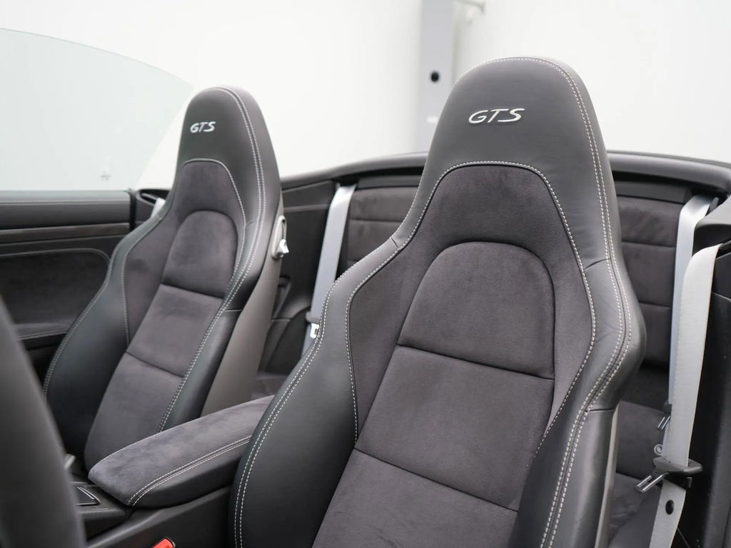 Porsche 991.2 Carrera GTS