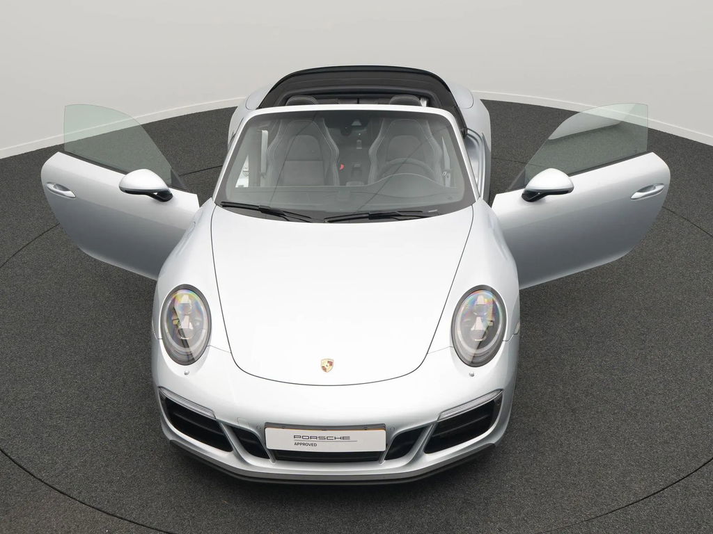 Porsche 991.2 Carrera GTS